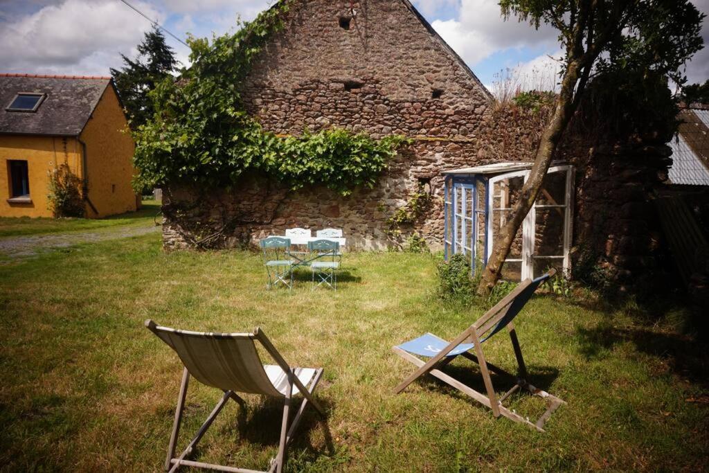 Belle Maison De Campagne Hénon Exterior foto